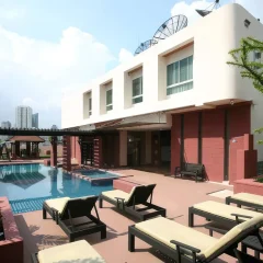 AP Suites Sukhumvit 33