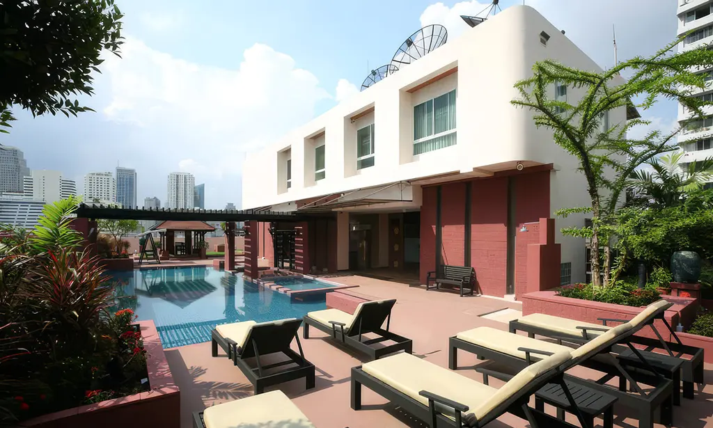 AP Suites Sukhumvit 33