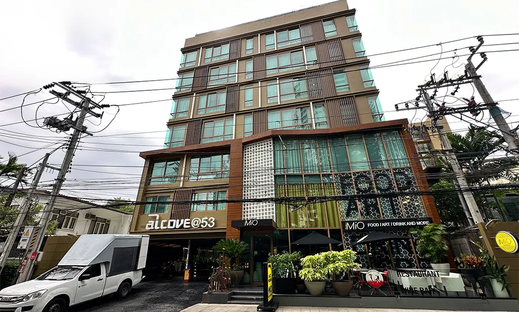 The Alcove@53
