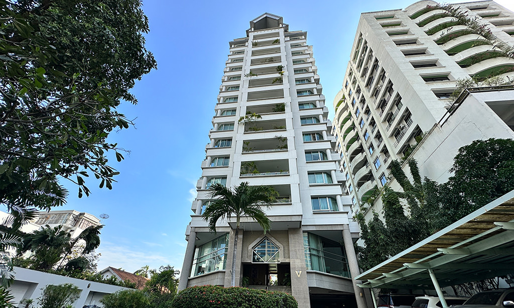Suan Phinit Exclusive Apartment